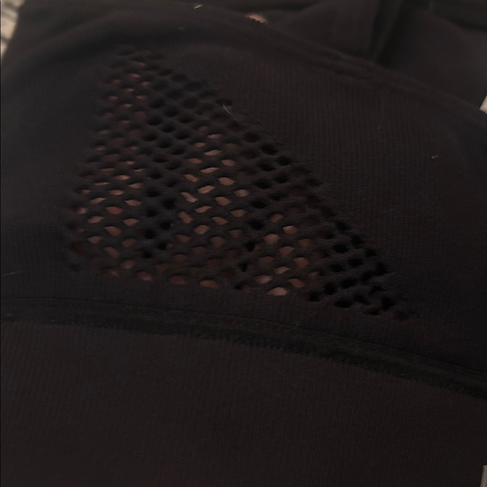ALO Yoga Black Bandeau Top - Picture 4 of 7